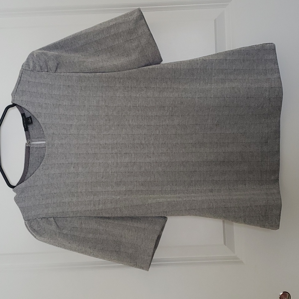 Grey Ann Taylor top